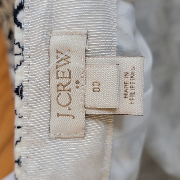 NWT, J.Crew Eyelet Skirt: Flattering! - Picture 10 of 13